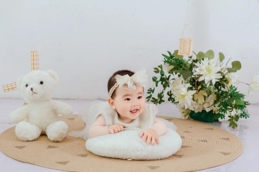 汶上宝宝喜欢侧着睡